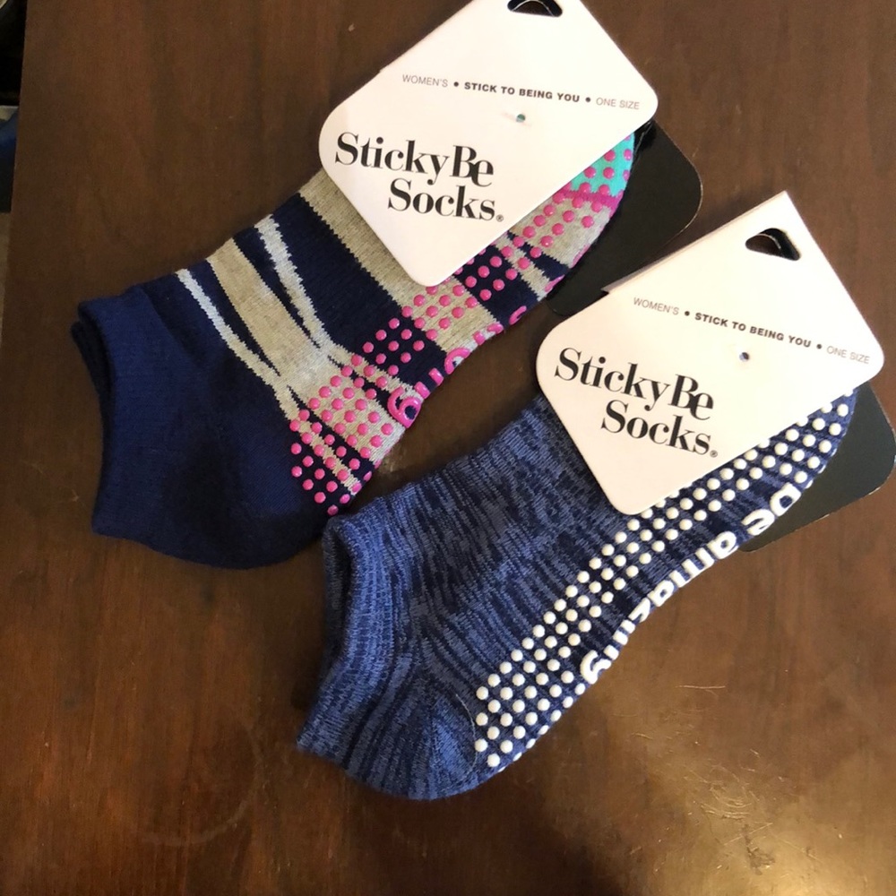Sticky Be Socks